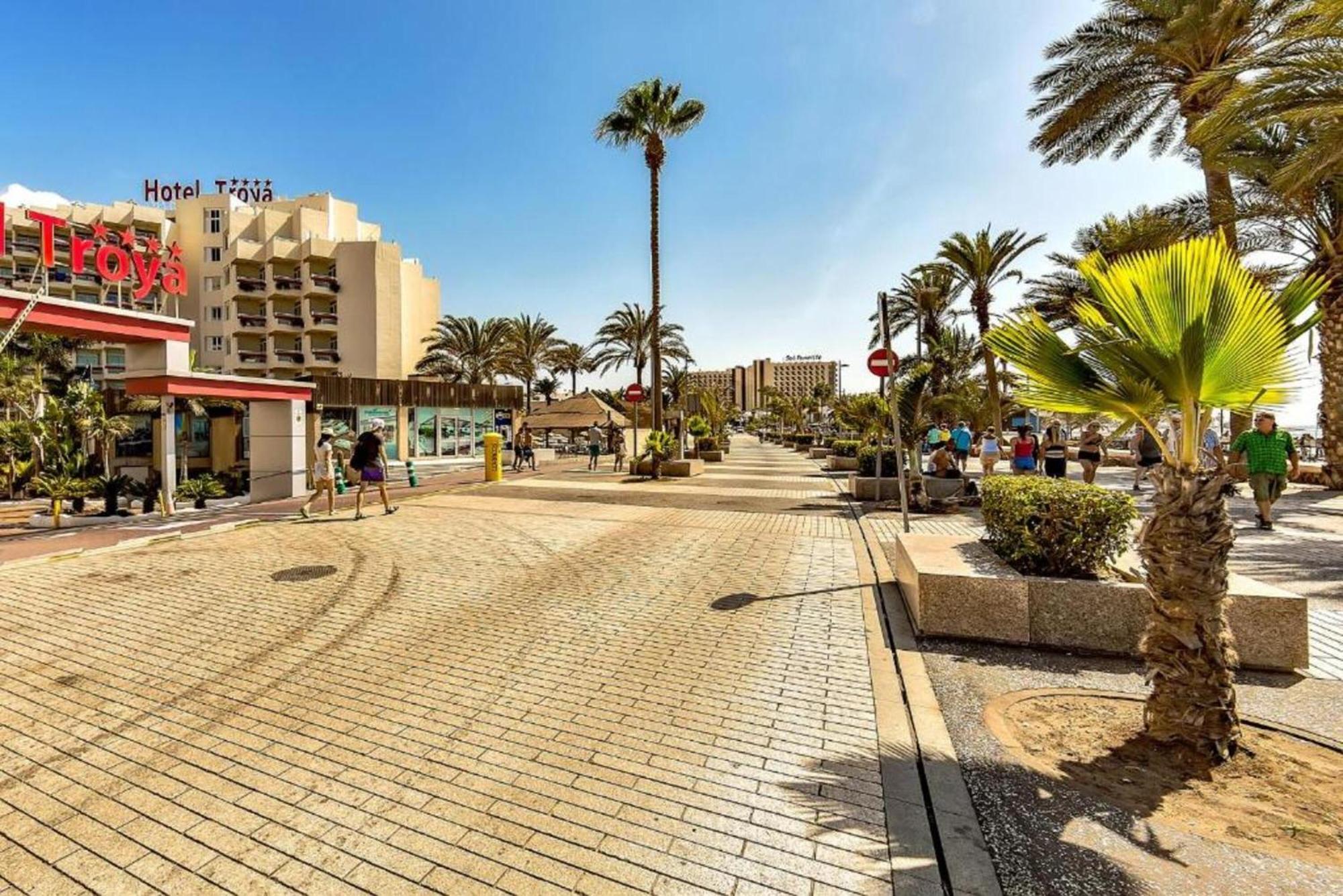 Two Bedroom Apartment In Playa De Las Americas, Free Wifi Exteriör bild